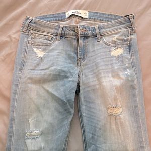 Distressed brand new Hollister skinny jeans